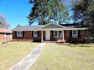 802 Colquitt Cir, Albany, GA 31707
