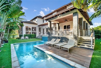 573 Warren Ln, Key Biscayne, FL 33149