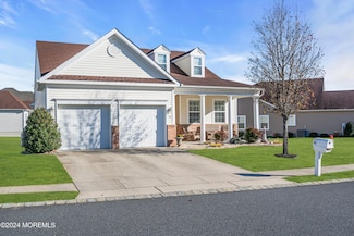 46 Ship Bottom Ln, Waretown, NJ 08758