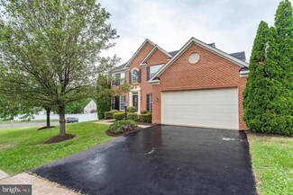 2711 Myrtlewood Dr, Dumfries, VA 22026