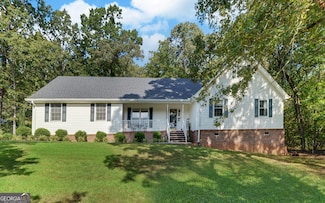 672 Crawford Cir, Toccoa, GA 30577