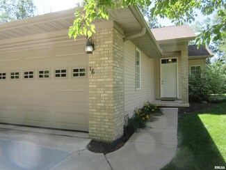 16 Cherry Hill Ct, Hampton, IL 61256