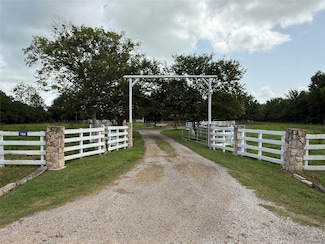 1166 Manak Rd, Sealy, TX 77474