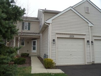 2839 White Thorn Cir, Naperville, IL 60564