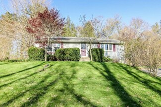36 Paxton Rd, Spencer, MA 01562