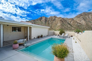 53680 Avenida Montezuma, La Quinta, CA 92253