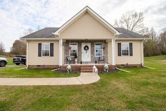 586 Tuck Rd, Lafayette, TN 37083