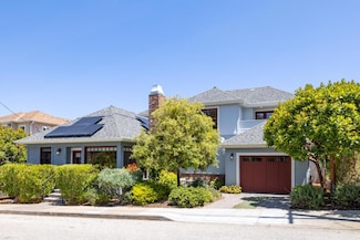 155 12th St, Pacific Grove, CA 93950