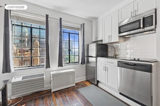 45 Tudor City Place Unit 1002, New York, NY 10017