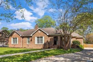 121 Featherstone Ln SE, Owens Cross Roads, AL 35763