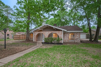3214 Three Pines Dr, Kingwood, TX 77339