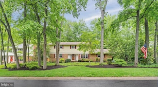 205 Hitching Post Dr, Wilmington, DE 19803