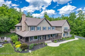 60 S Farm Rd, Bolton Landing, NY 12814