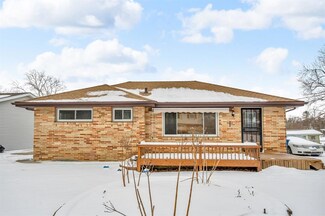 117 E Philip St, Des Moines, IA 50315