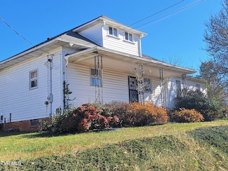 949 Fairview Ave, Kingsport, TN 37660