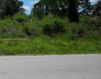 2900 33rd St SW, Lehigh Acres, FL 33976