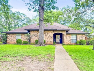 5904 Stoneleigh Dr, Tyler, TX 75703