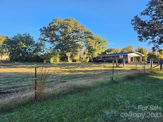 2632 Charlotte Hwy, Lancaster, SC 29720