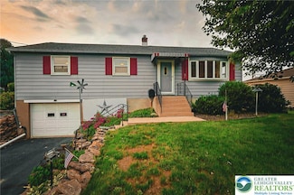 517 W Saint Elmo St, Nazareth, PA 18064