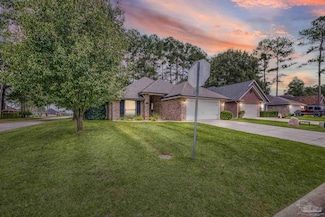 5921 Dunridge Dr, Milton, FL 32571