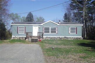 142 Long Ridge Rd, Burlington, ME 04417