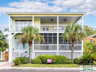 14 10th St, Tybee Island, GA 31328