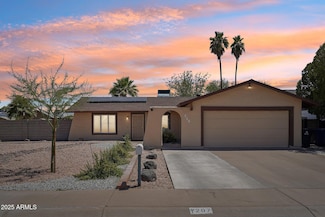 207 E Strahan Dr, Tempe, AZ 85283