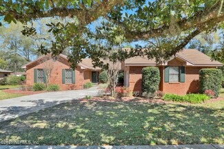 9415 Lita Rd W, Jacksonville, FL 32257