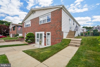 15141 Milford St, Philadelphia, PA 19116