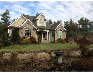 222 Perry Hill Rd, Acushnet, MA 02743