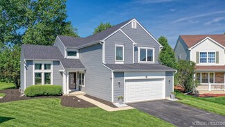 2091 Lyndhurst Ln, Aurora, IL 60503