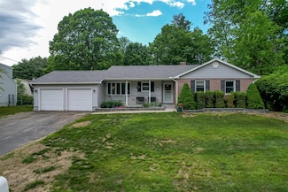 13 Apple Orchard Rd, Rochester, NH 03867