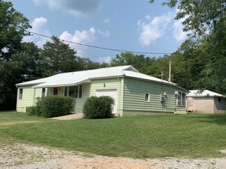 104 S Jesse James Rd, Pineville, MO 64856