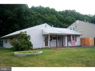 204 Stanwood Rd, Fairless Hills, PA 19030