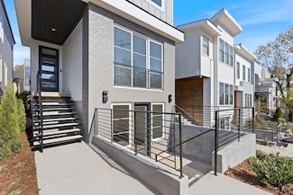 760 Alloway St, Nashville, TN 37203