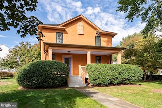 35551 Sassafras Dr, Round Hill, VA 20141