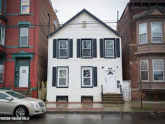 358 1st St, Troy, NY 12180