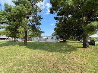 924 SW Burt St, Minco, OK 73059