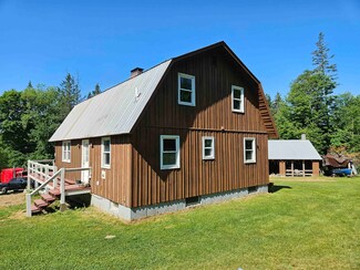4716 S Wheelock Rd, Lyndonville, VT 05851