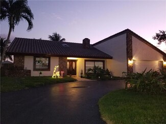 8762 SW 1st Place, Coral Springs, FL 33071