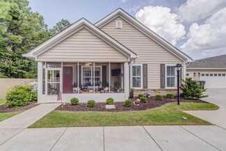 320 Kempton Ln, Dalton, GA 30721
