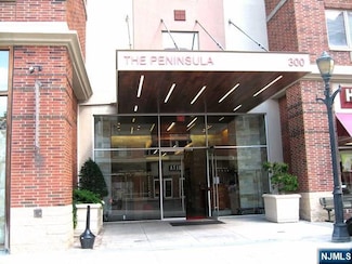 3407 City Place, Edgewater, NJ 07020