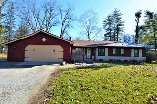 37 Cottonwood Dr, Garrett, IN 46738