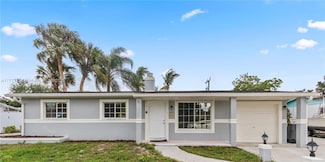 813 Sarazen Dr, West Palm Beach, FL 33413