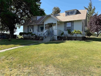 15440 W Johnson Rd, Prosser, WA 99350
