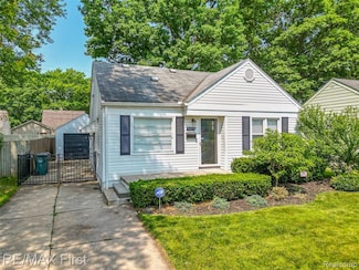 4211 Oakshire Ave, Berkley, MI 48072