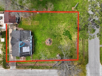 6515 Lloyd St, Houston, TX 77022