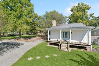 2600 Farmsite Rd, Violet, LA 70092