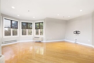 40 Constitution Way Unit 308, Jersey City, NJ 07305