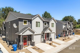 701 E Bates Ave, Parma, ID 83660